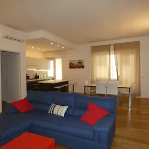  Apartment Chez Andrea Italy